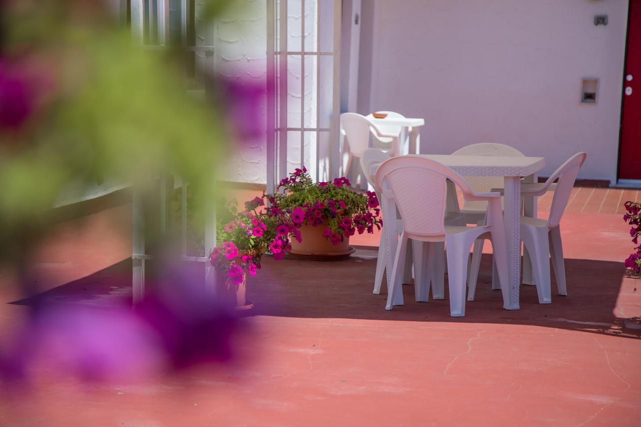 Assinos Palace Hotel Giardini Naxos Exterior photo